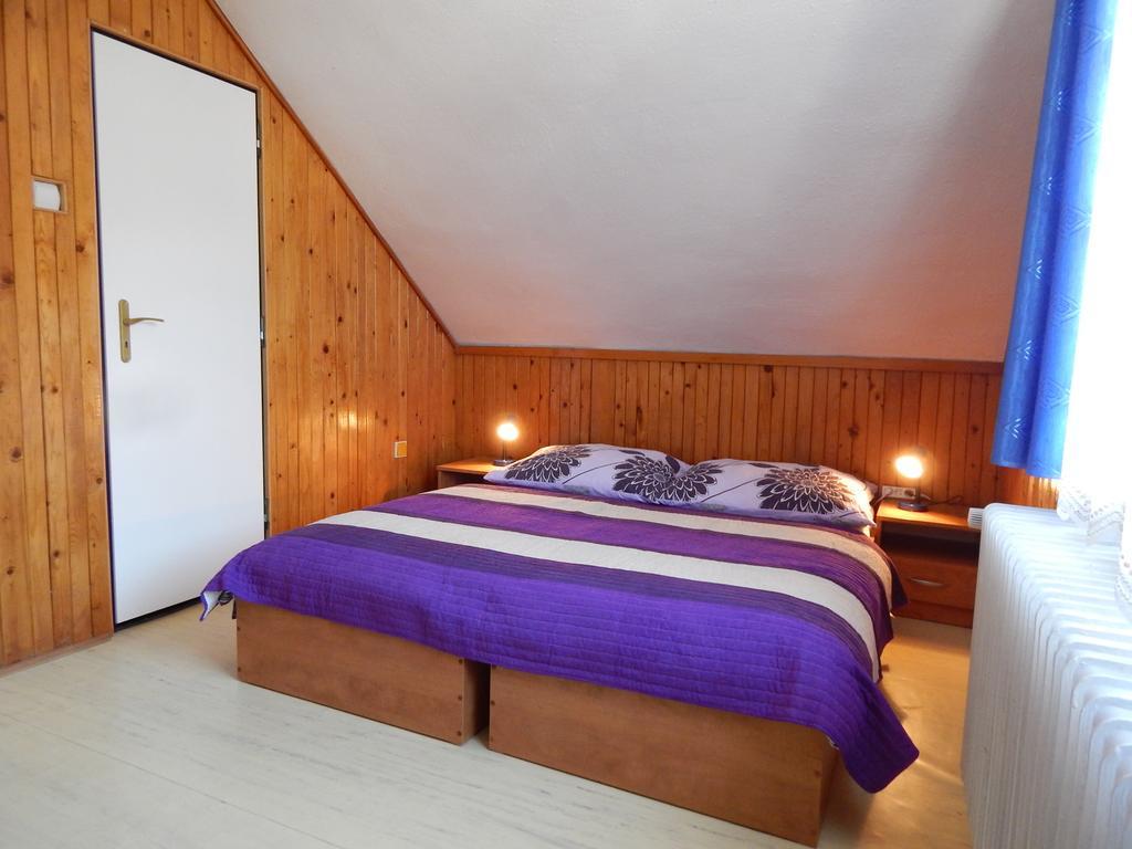 Privat Severka Pavčina Lehota Exteriör bild